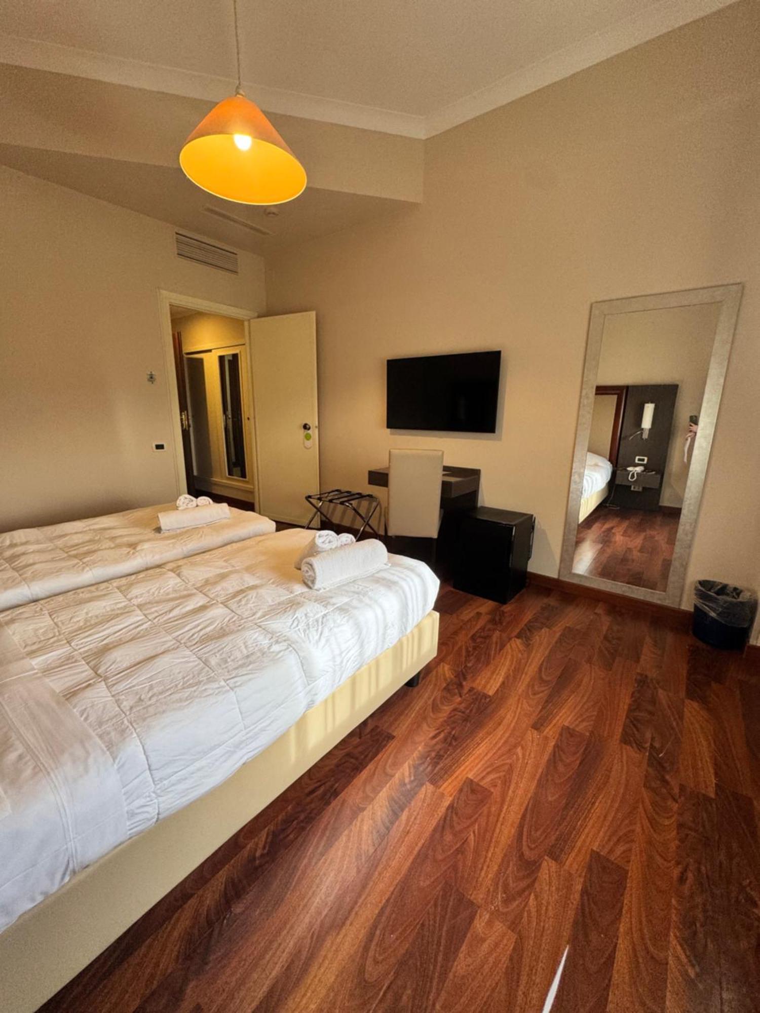 Grand Hotel Lamezia Lamezia Terme Eksteriør billede